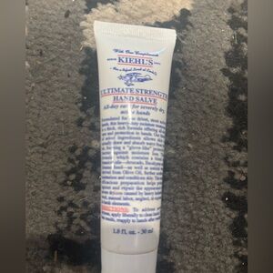 Kiehl's Ultimate Strength Hand Salve